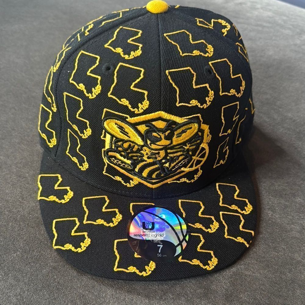 Vintage Adult Unisex New Orleans Hornets NBA Black & Yellow Cap Hat Size 7 NEW